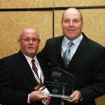 Tom Rhodes accepts 2009 Safety award for excellence